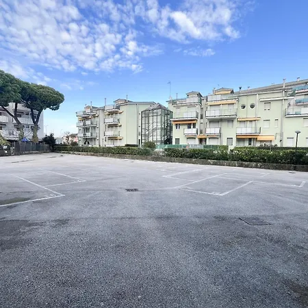 Danila, Pochi Passi Dal Mare Lido di Jesolo